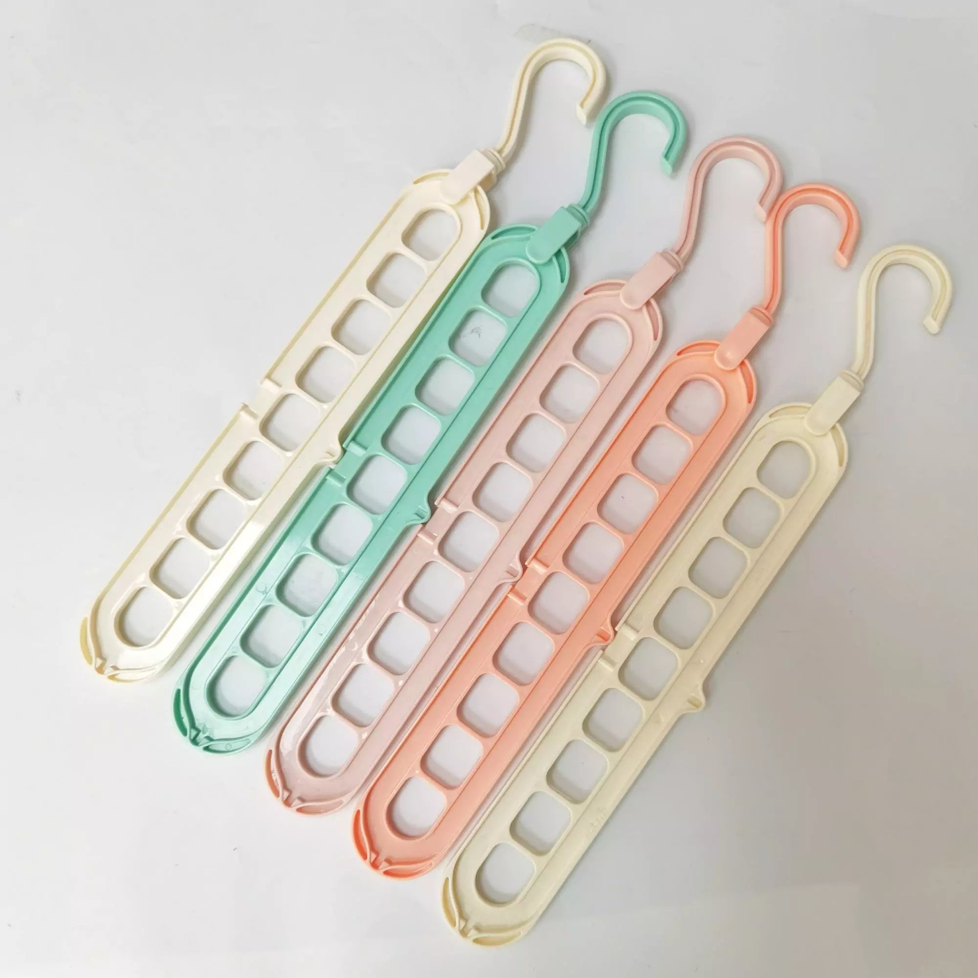 9-Hole Magic Space-Saving Hanger